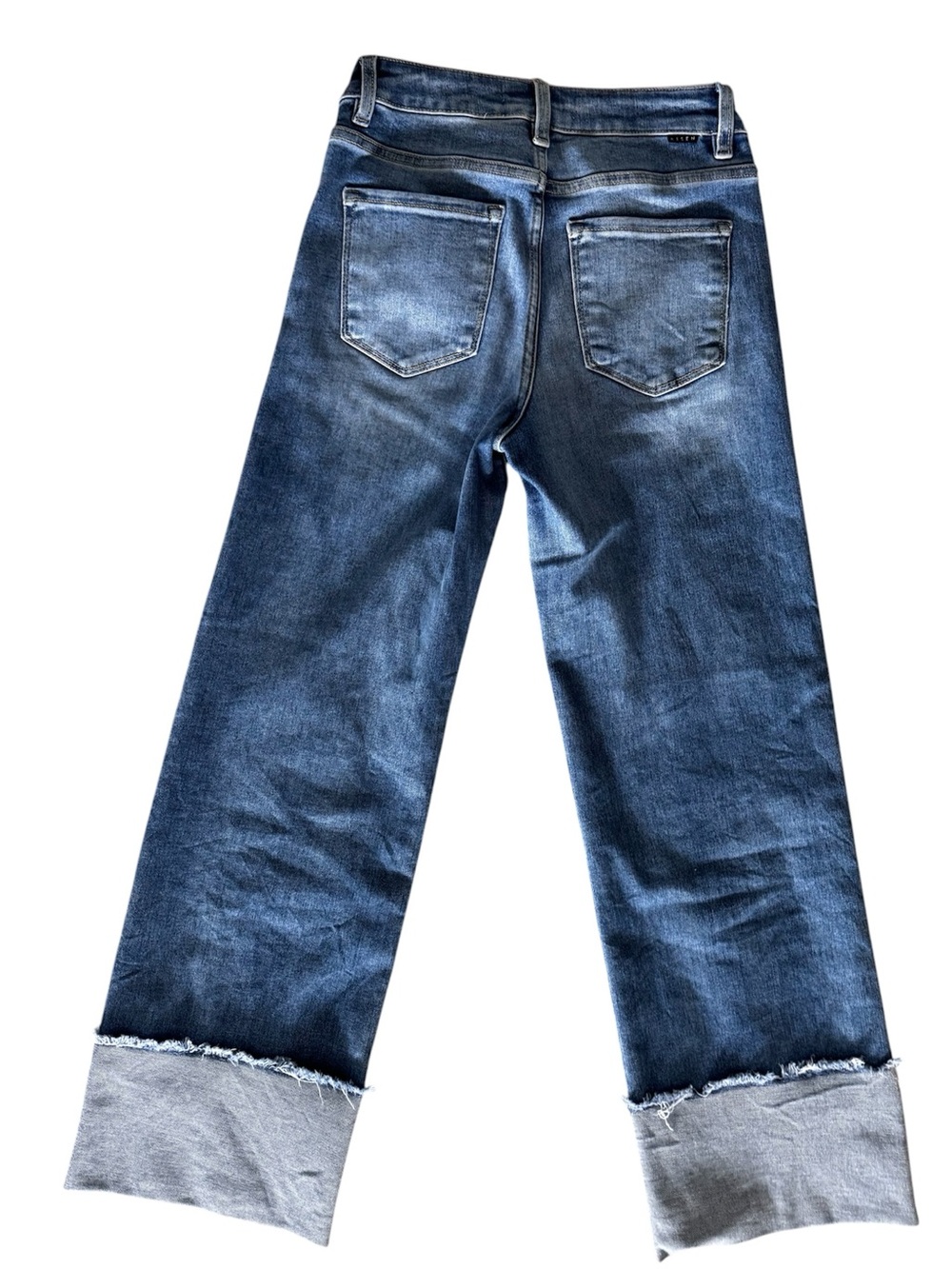 RIsen Define and Unwind Light Crop Jeans - Picture 6 of 7